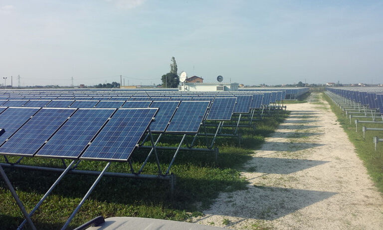 Impianto fotovoltaico a terra con pannelli fissi, Azienda Agricola Porto Felloni